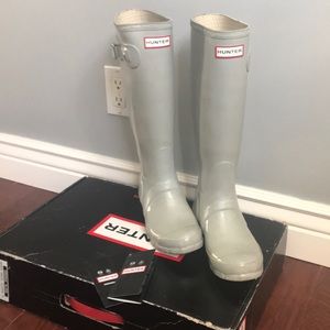 Original Gloss Hunter Rain Boots & 2 Hunter Socks